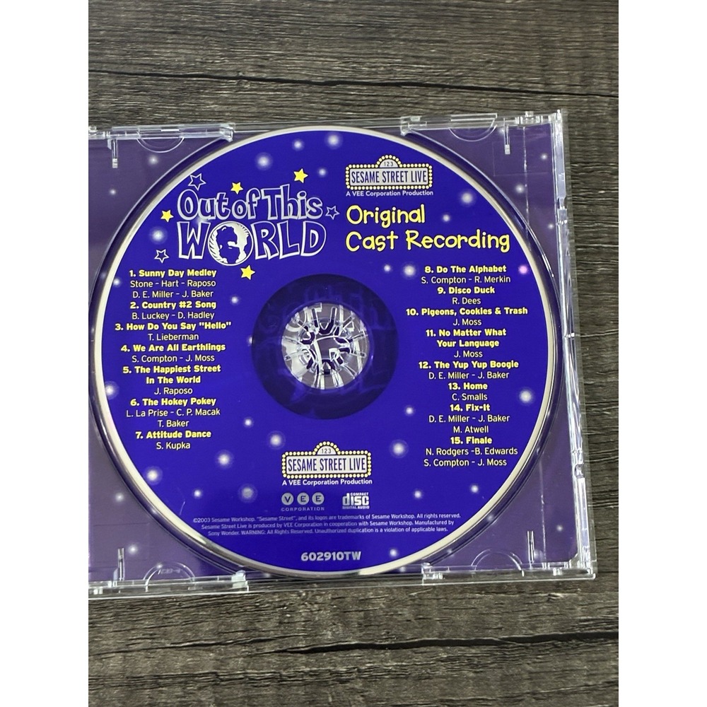 Sesame Street Live: Out Of This World CD (2003) Cast Album - Picture 5 of 6
